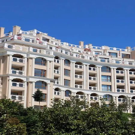 La Flat 9 Parking And Access Apartmán *