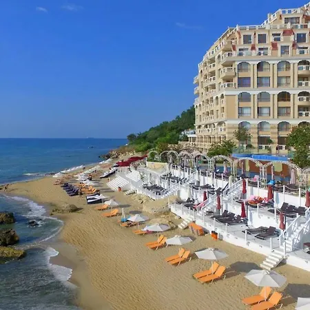 La Flat 9 Parking And Access Sables d'or